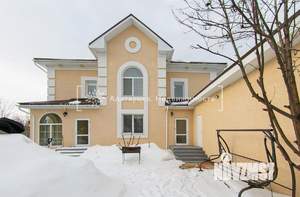 Дом 330м², 2-этажный, участок 10 сот.  