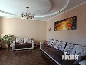 Дом 216м&sup2;, 2-этажный, участок 7 сот.  