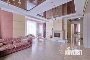 Дом 504м&sup2;, 3-этажный, участок 21 сот.  