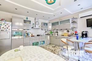 Коттедж 442м², 2-этажный, участок 10 сот.  