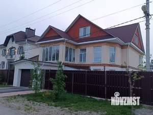 Дом 287м&sup2;, 3-этажный, участок 7 сот.  