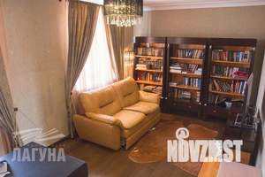 Коттедж 420м&sup2;, 2-этажный, участок 20 сот.  