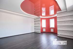 Коттедж 450м², 2-этажный, участок 10 сот.  
