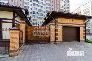 Дом 224м², 3-этажный, участок 6 сот.  