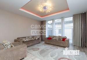 Дом 224м&sup2;, 3-этажный, участок 6 сот.  