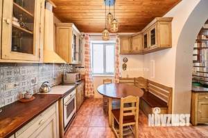 Дом 120м&sup2;, 2-этажный, участок 7 сот.  