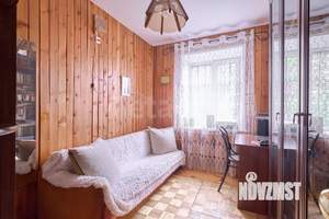 Дом 120м&sup2;, 3-этажный, участок 6 сот.  