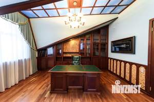 Коттедж 387м&sup2;, 3-этажный, участок 14 сот.  