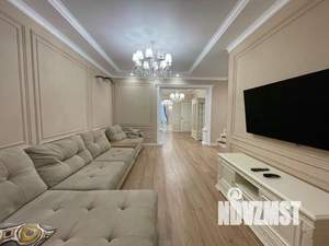 Таунхаус 350м&sup2;, 3-этажный, участок 5 сот.  