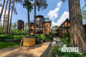 Дом 370м&sup2;, 3-этажный, участок 27 сот.  