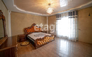 Дом 443м&sup2;, 2-этажный, участок 6 сот.  