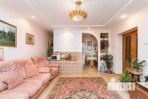 Дом 220м², 2-этажный, участок 3 сот.  