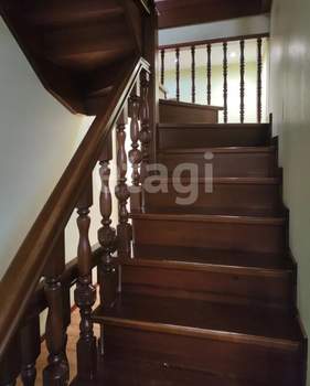 Дом 268м&sup2;, 2-этажный, участок 11 сот.  