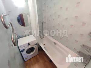 Дом 61м&sup2;, 2-этажный, участок 6 сот.  