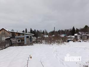 Дом 10м&sup2;, 2-этажный, участок 4 сот.  