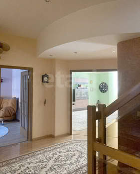 Дом 292м&sup2;, 2-этажный, участок 5 сот.  