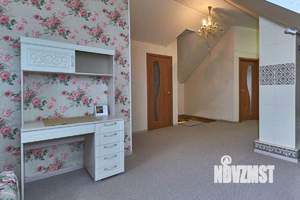 Дом 130м², 2-этажный, участок 9 сот.  