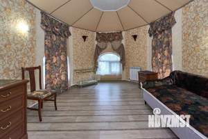 Дом 130м², 2-этажный, участок 9 сот.  