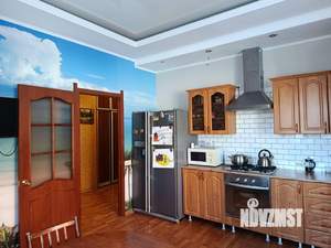 Дом 216м&sup2;, 2-этажный, участок 7 сот.  