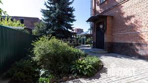 Дом 365м&sup2;, 2-этажный, участок 6 сот.  