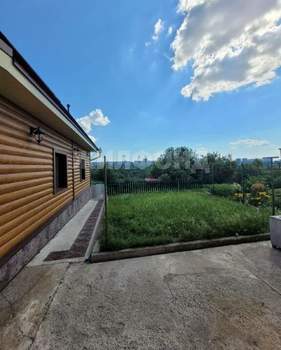 Дом 180м&sup2;, 2-этажный, участок 6 сот.  