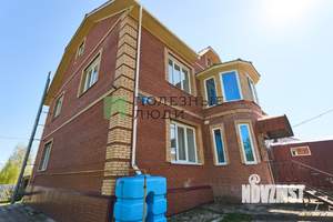 Дом 481м², 3-этажный, участок 12 сот.  