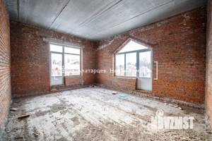 Дом 1100м², 3-этажный, участок 20 сот.  