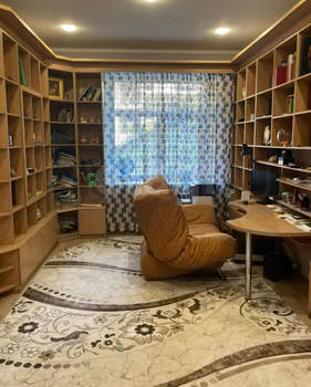 Дом 292м&sup2;, 2-этажный, участок 5 сот.  