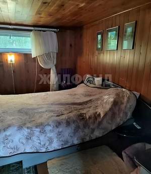 Дом 40м&sup2;, 2-этажный, участок 4 сот.  