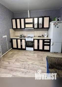 Дом 100м&sup2;, 1-этажный, участок 8 сот.  