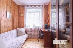 Дом 120м&sup2;, 3-этажный, участок 6 сот.  