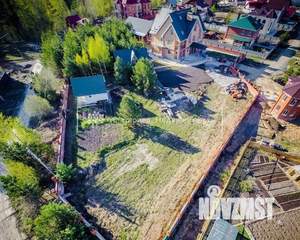 Дом 640м², 3-этажный, участок 50 сот.  