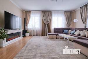 Дом 285м², 2-этажный, участок 0 сот.  