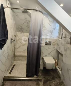 Дом 268м&sup2;, 2-этажный, участок 11 сот.  