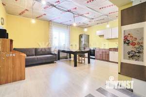 Дом 116м&sup2;, 2-этажный, участок 6 сот.  