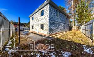 Дом 320м², 2-этажный, участок 9 сот.  