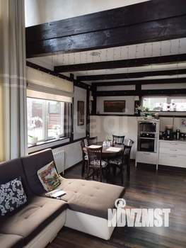 Дом 140м&sup2;, 2-этажный, участок 8 сот.  