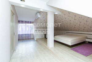 Дом 224м², 3-этажный, участок 6 сот.  