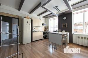 Коттедж 140м&sup2;, 2-этажный, участок 15 сот.  