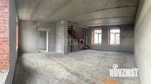 Таунхаус 214м², 3-этажный, участок 1 сот.  