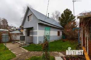 Дом 60м², 2-этажный, участок 10 сот.  