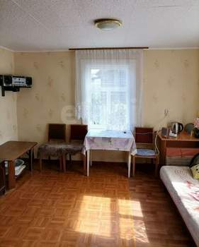 Дом 25м&sup2;, 2-этажный, участок 4 сот.  