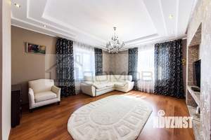 Дом 234м², 2-этажный, участок 15 сот.  