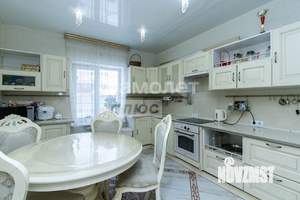 Дом 152м², 3-этажный, участок 8 сот.  