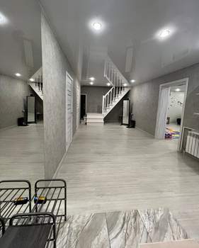 Дом 189м&sup2;, 2-этажный, участок 6 сот.  