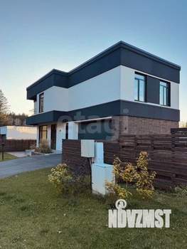 Дом 266м&sup2;, 2-этажный, участок 13 сот.  