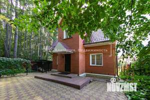 Дом 101м², 2-этажный, участок 10 сот.  