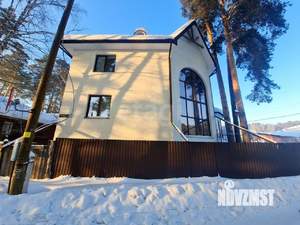 Дом 211м&sup2;, 3-этажный, участок 3 сот.  