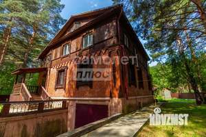 Коттедж 279м&sup2;, 2-этажный, участок 19 сот.  