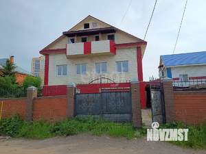 Дом 255м², 3-этажный, участок 8 сот.  